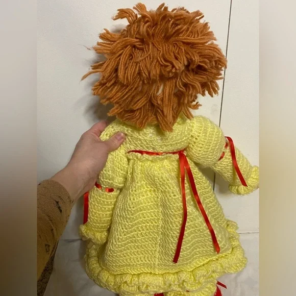 Vintage 1980’s Crochet Doll with Plastic head and hands. - Picture 3 of 7